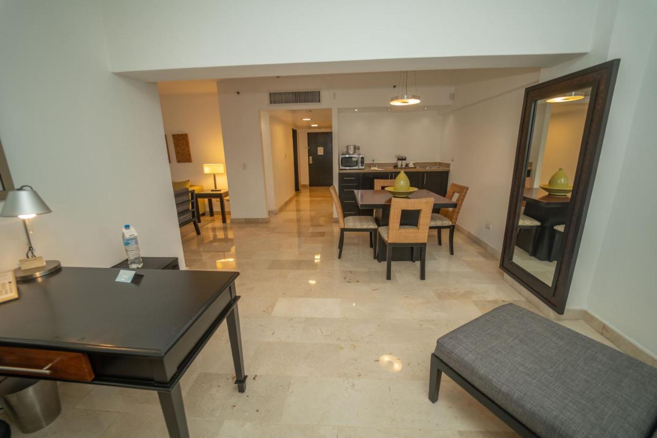 Radisson Hotel Santo Domingo Exterior foto