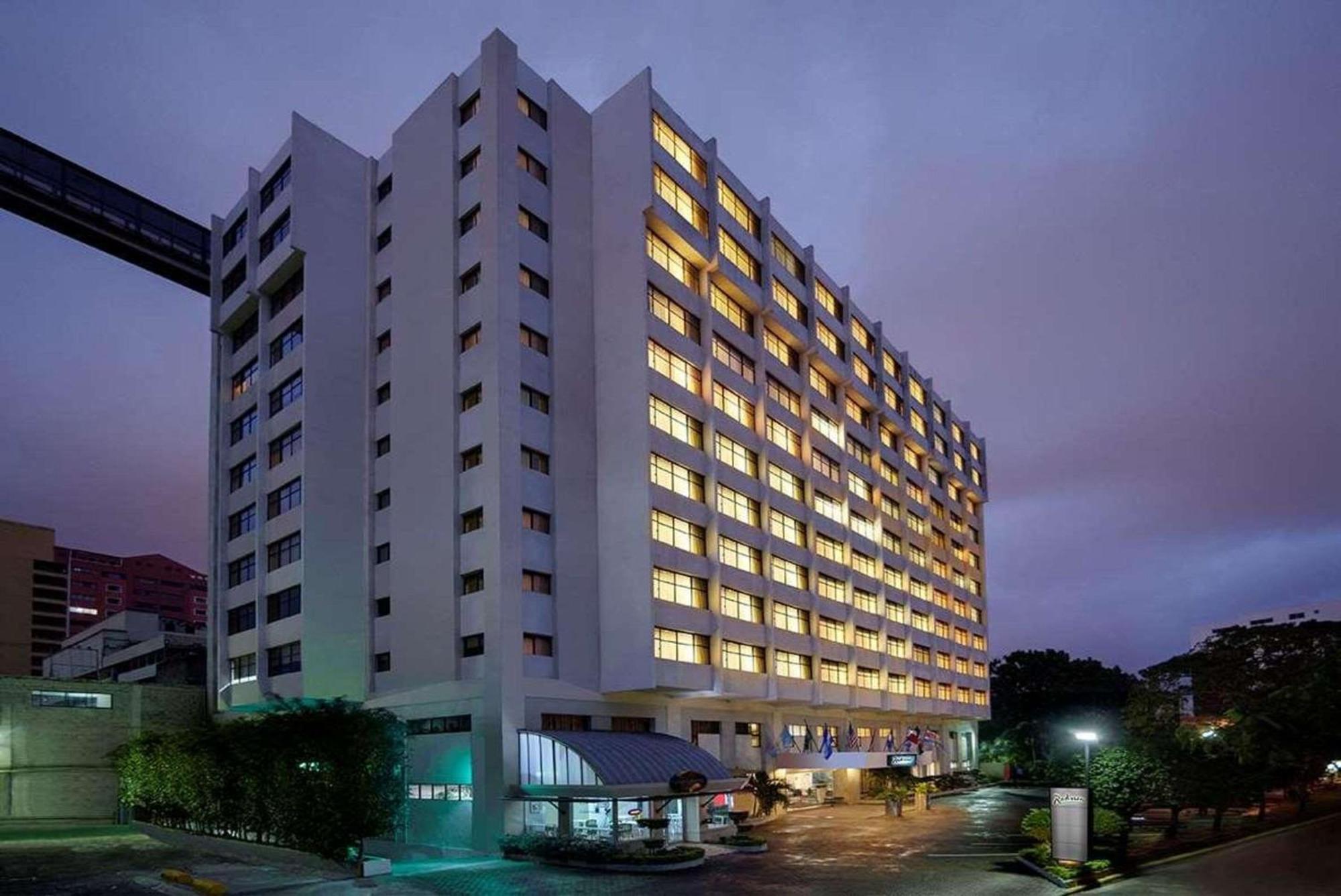 Radisson Hotel Santo Domingo Exterior foto